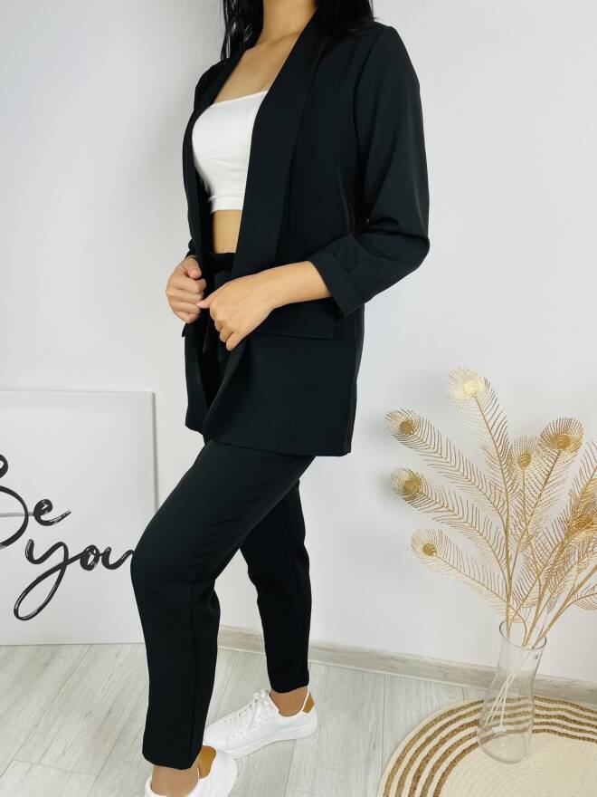 Komplet damskie 6823 1 kolor  S-XL (Towar Polskie)