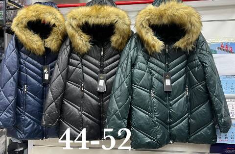 Kurtka damskie zimowa 8442 1 kolor 44-52