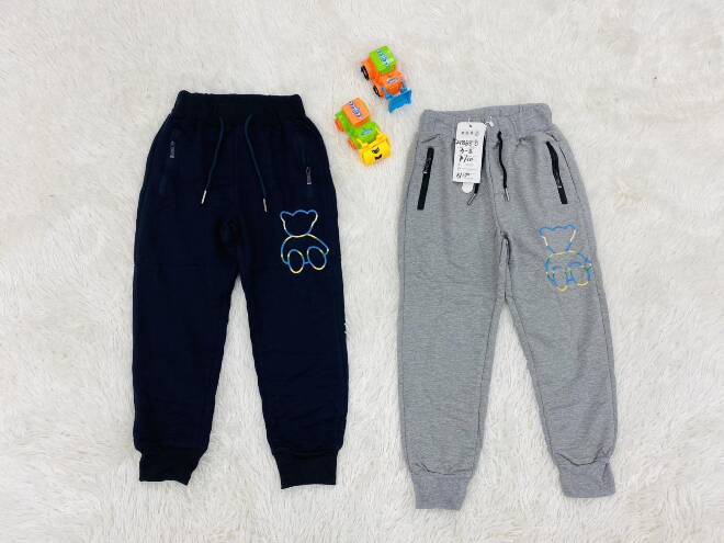 Spodnie dresowe chłopięce 2659 Mix KOLOR  3-8 1