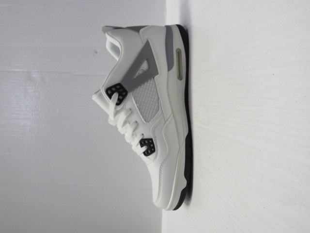 Buty Sportowe Męskie M660-X WHITE/L.GREY/BLACK 41-46 1