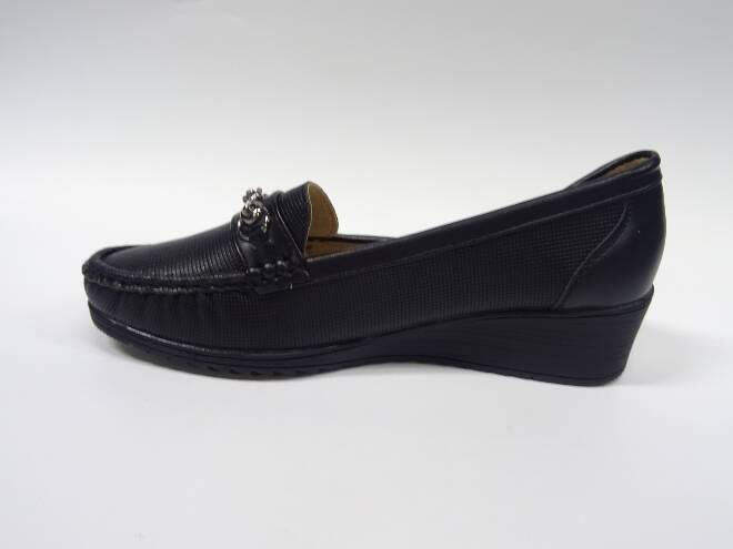 Półbuty Damskie CC2225-1 JEDEN 36-42 1