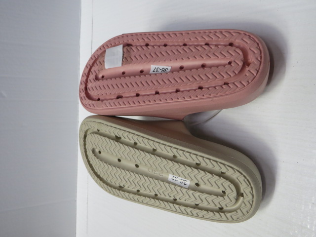 Klapki Damskie T8032 MIX4 36-41 2