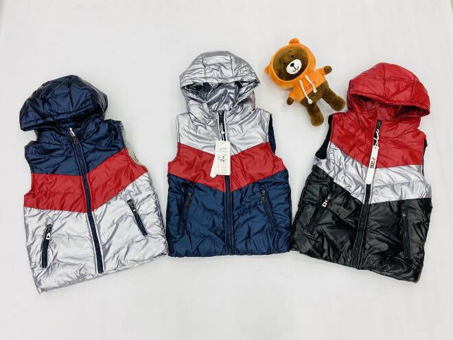 Kamizelka chłopięca 4125 MIX KOLOR  3-8 1