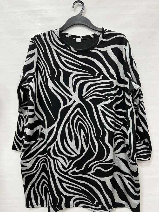 Bluzka damskie 4699 1 kolor  56-60 (Towar Polskie)