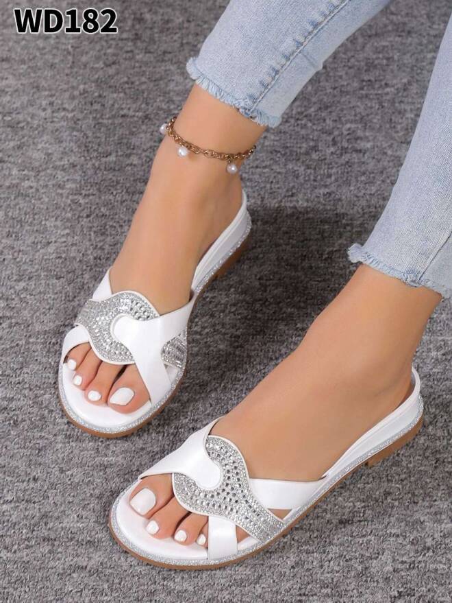 Klapki Damskie WD182 WHITE 36-41