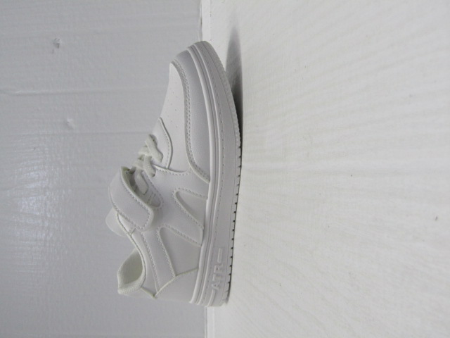 Buty Sportowe Dziecięce T11002A JEDEN 31-36