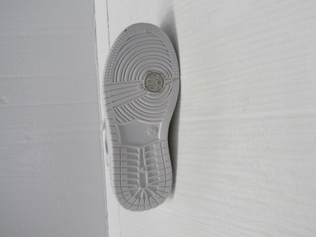 Buty Sportowe Dziecięce T10972C JEDEN 25-30 1