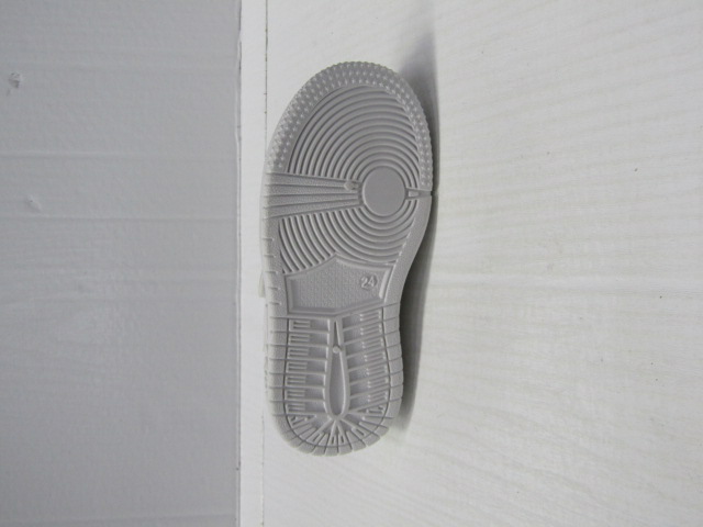 Buty Sportowe Dziecięce T10965D JEDEN 19-24 1