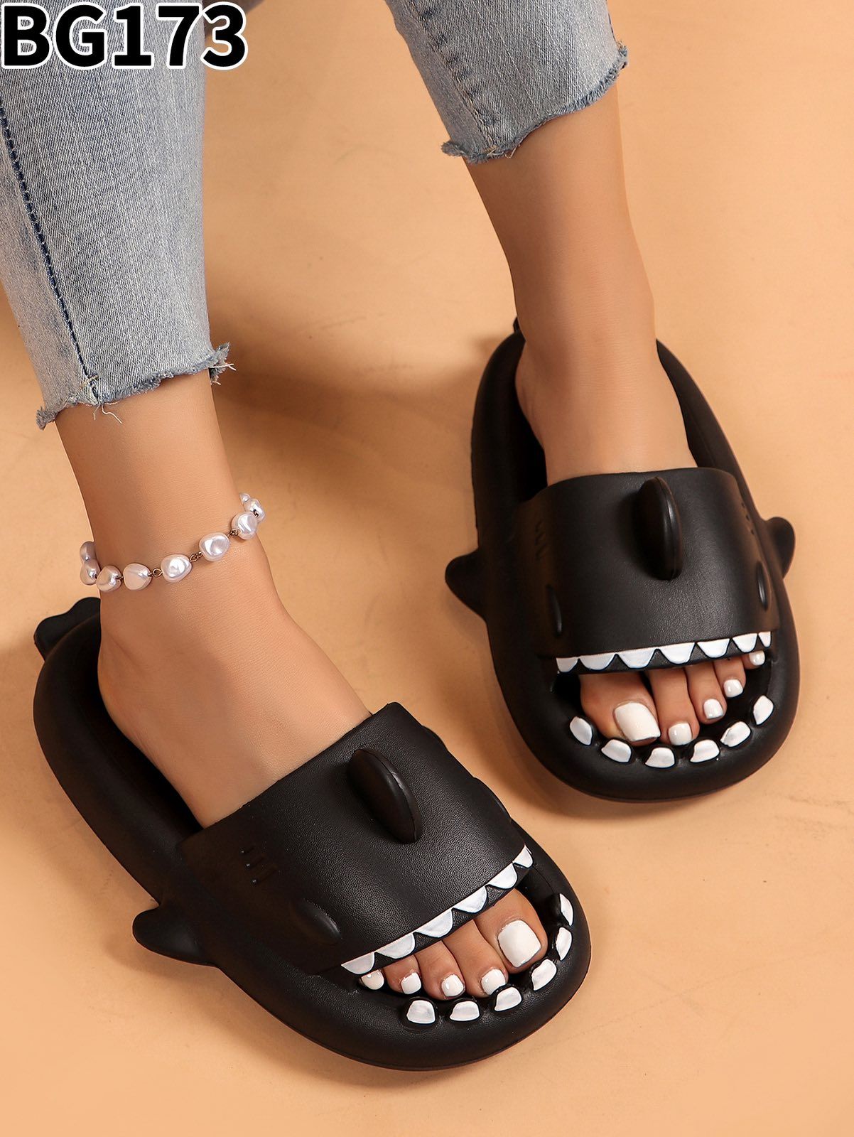 Klapki Damskie BG173 BLACK 36-41