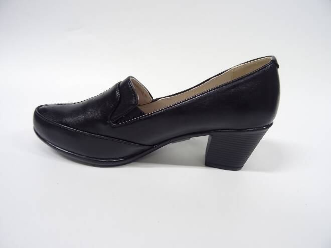 Czółenka Damskie Q7111-1 JEDEN 36-41 1