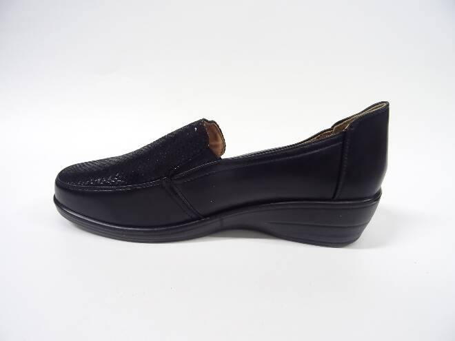 Półbuty Damskie CC2251-1 JEDEN 37-42 1