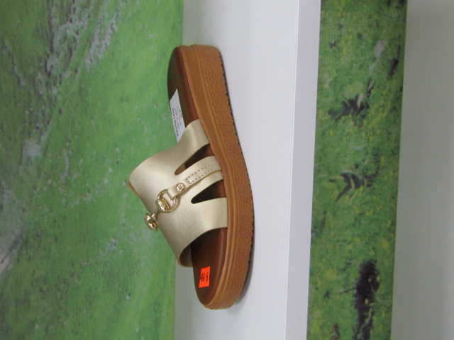 Klapki Damskie M8710 GOLD 36-41