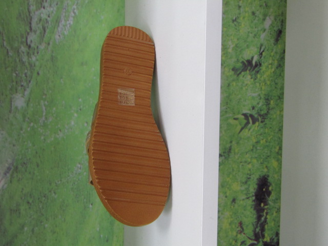 Klapki Damskie M8710 GOLD 36-41 1