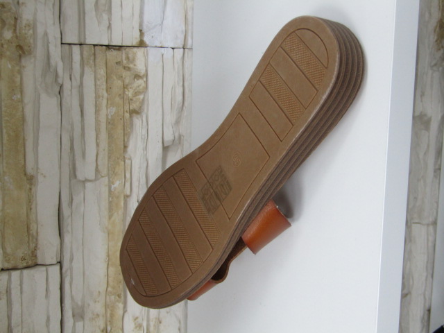 Klapki Damskie M1538 CAMEL 36-41 1