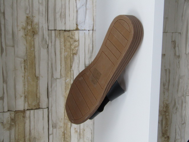 Klapki Damskie M1538 BLACK 36-41 1