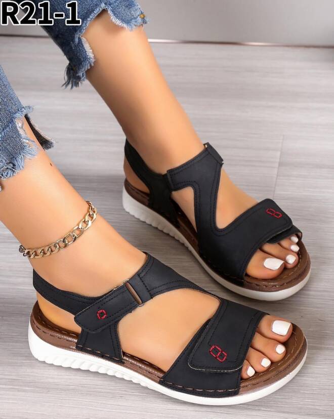 Sandały damskie R21-1 BLACK 36-41 1