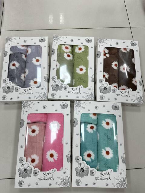 Komplet Ręcznik B113 Mix kolor 35x75; 50x100; 70x140