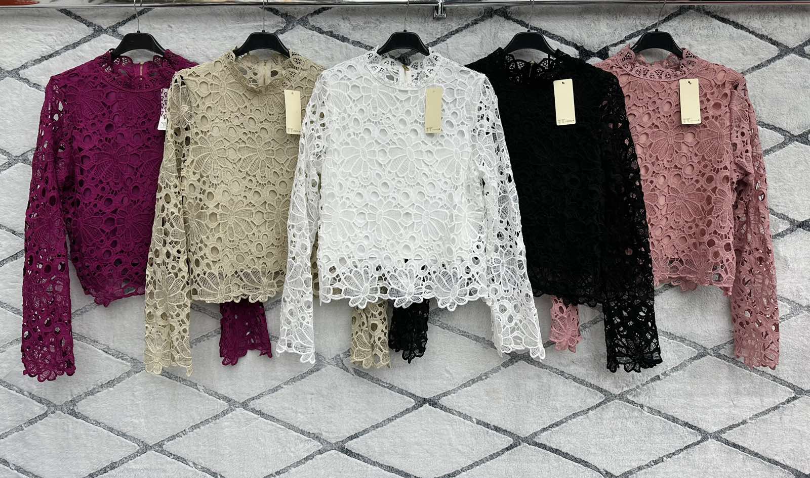 Koszule Damskie 2001 Mix kolor Standard (Towar Włoskie) 1