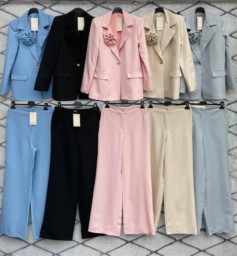 Komplet damskie 2042 Mix kolor Standard (Towar Włoskie) 1