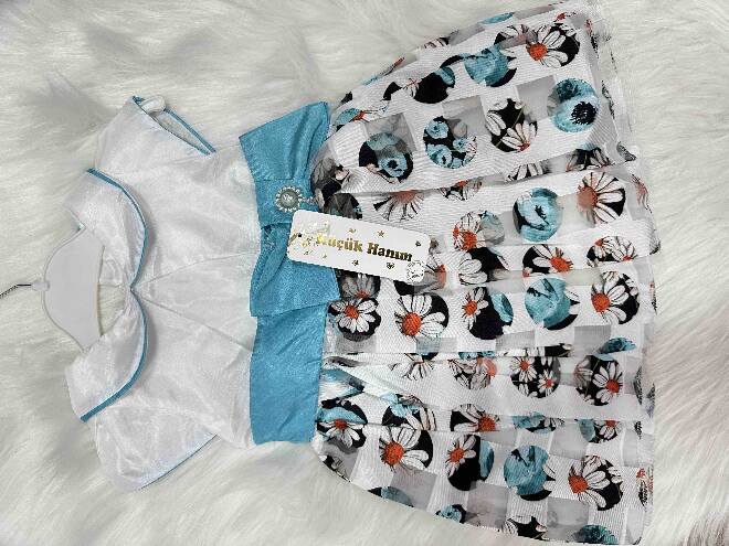 Sukienki dziewczęce 21803 1 kolor 1-4