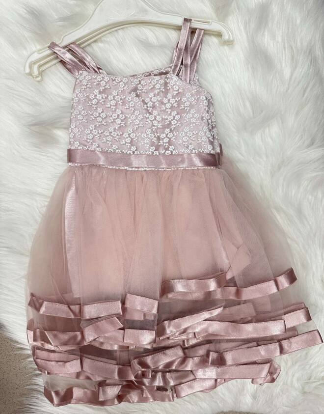 Sukienki dziewczęce 21805 1 kolor 1-3