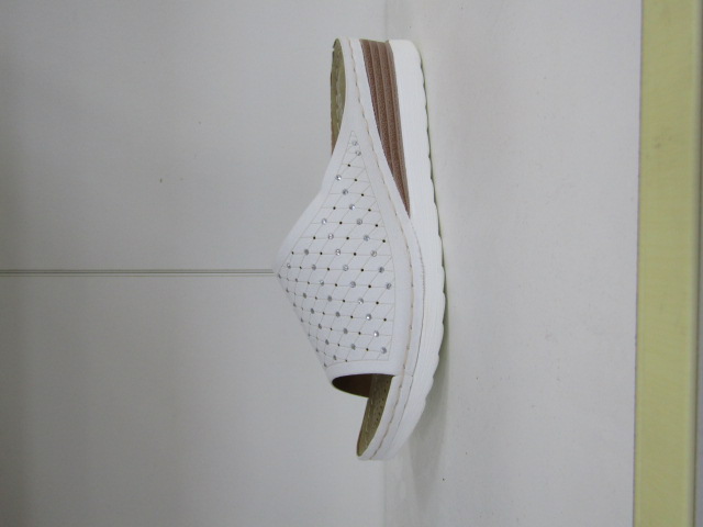 Klapki Damskie N22-1067 WHITE 36-41