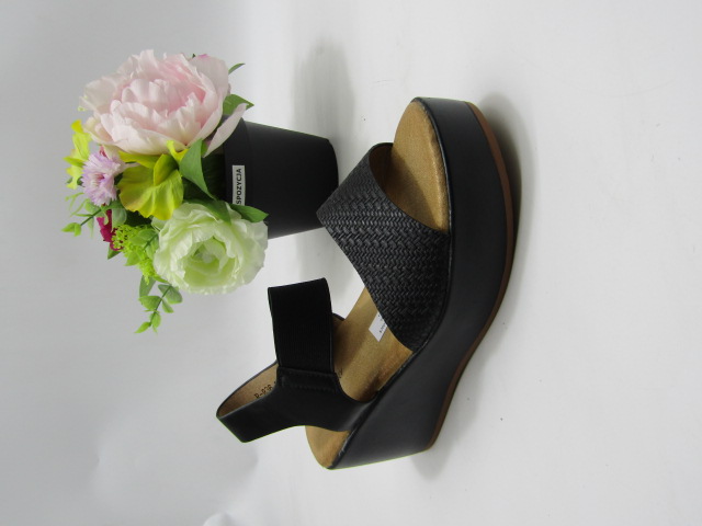 Sandały damskie R836 BLACK 36-41