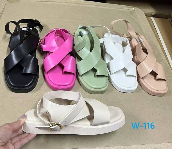 Sandały płaskied amskie Roz 36-41 / 12 par