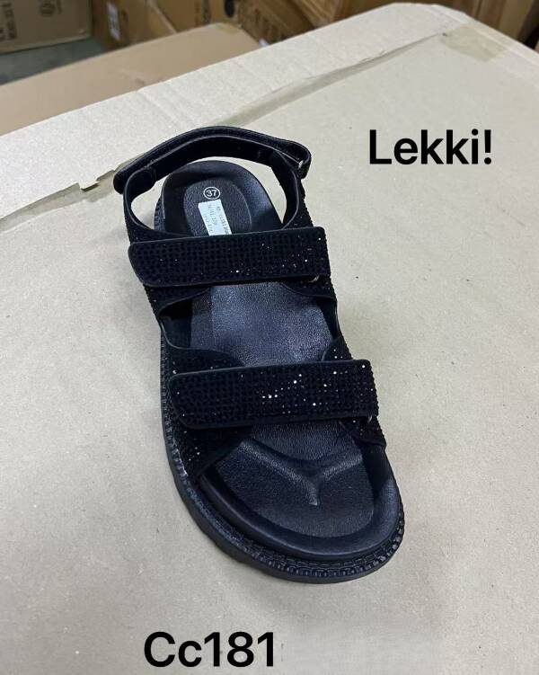 Sandały płaskied amskie Roz 36-41 / 12 par