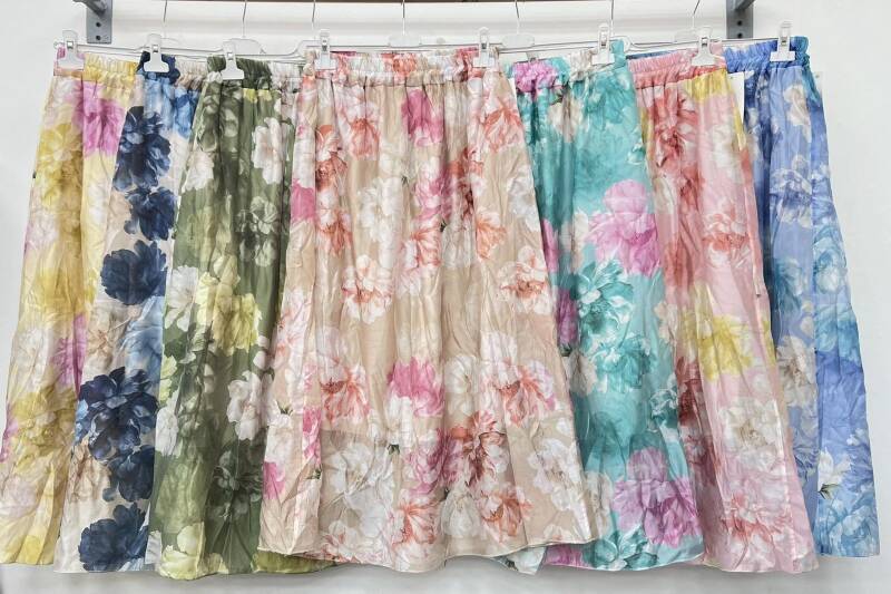 Spódnice  damskie (Włoskie produkt) Roz Standard, Mix Kolor Paczka 5 szt