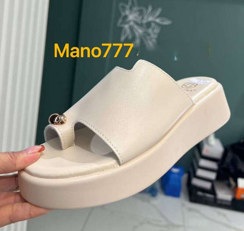 Klapki damskie Roz 36-41/ 12 par