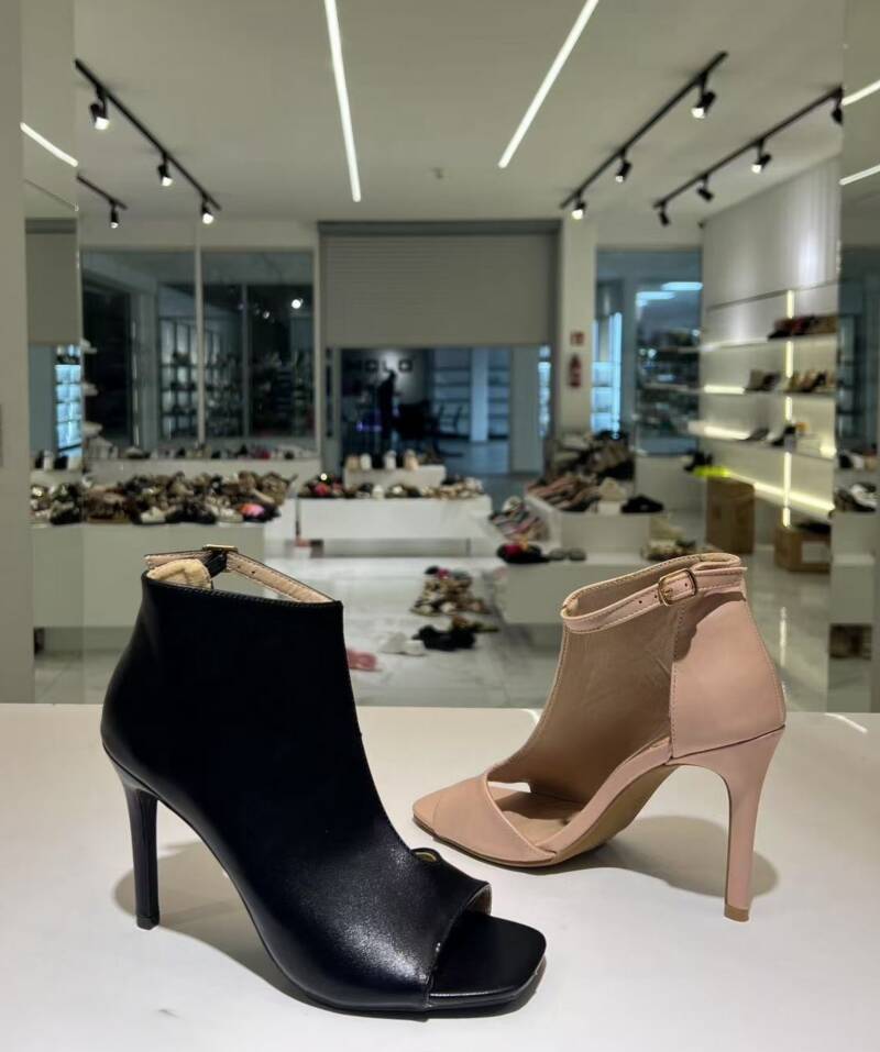  SZPILKI damskie Roz 36-41/ 12 par