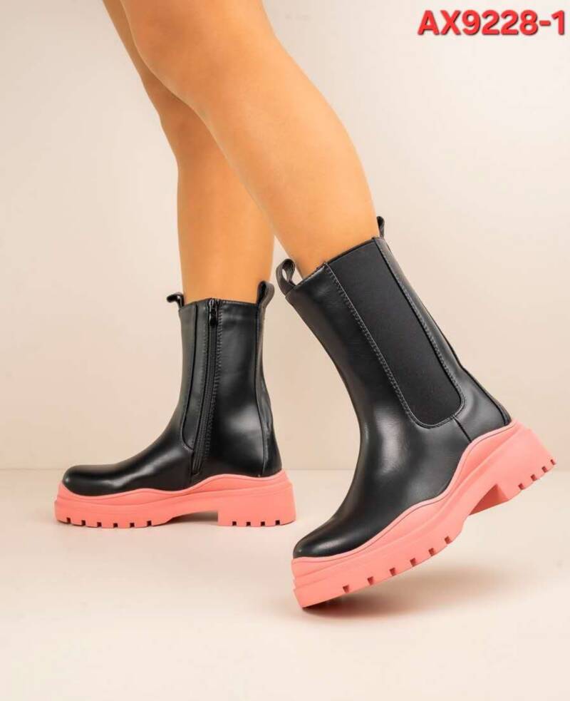 Botki damskie Roz 36-41/ 12 par