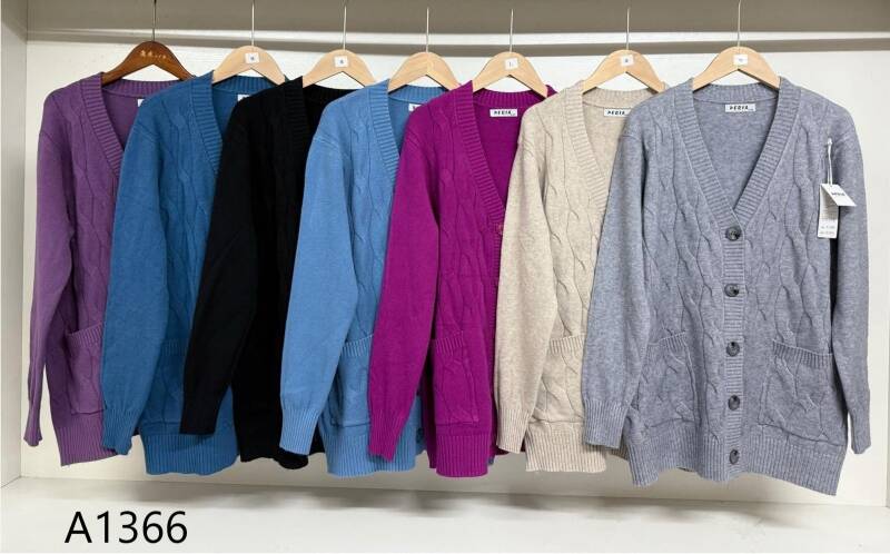  Narzutka damska Roz M/L-XL-2XL, Mix Kolor Paczka 12 szt