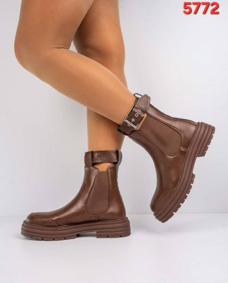 Botki damskie Roz 36-41/ 12 par