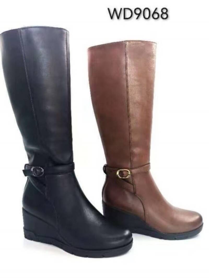 Kozaki damskie Roz 36-41/ 8 par