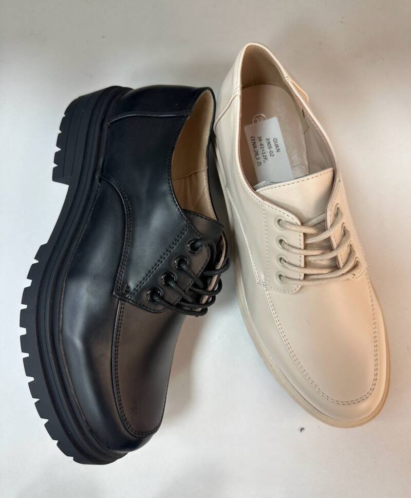 Półbuty damskie Roz 36-41/ 12 par
