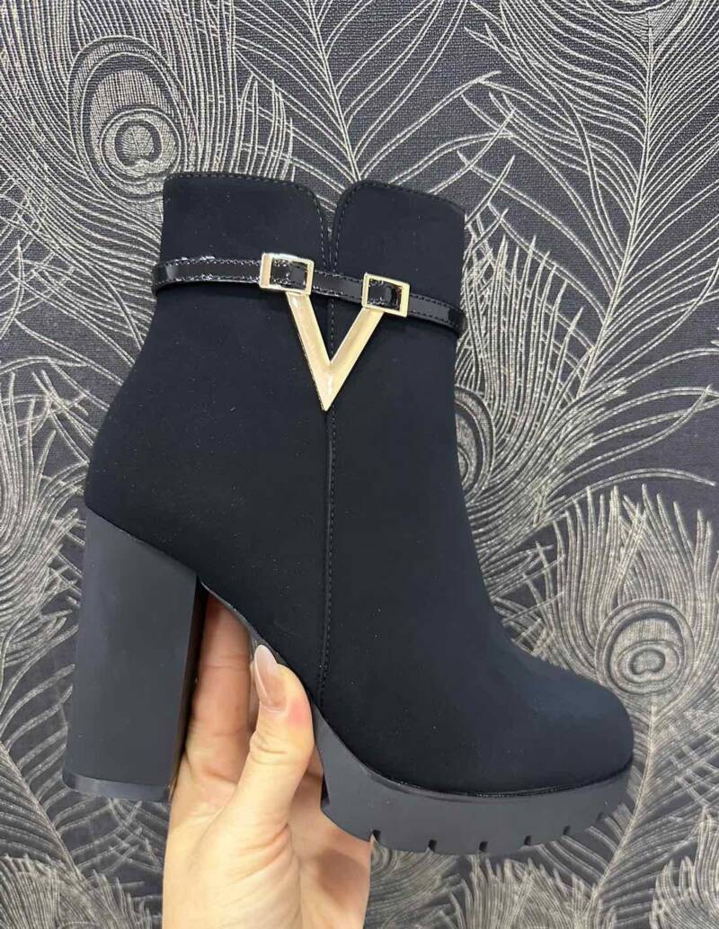 Botki damskie Roz 36-41/ 12 par