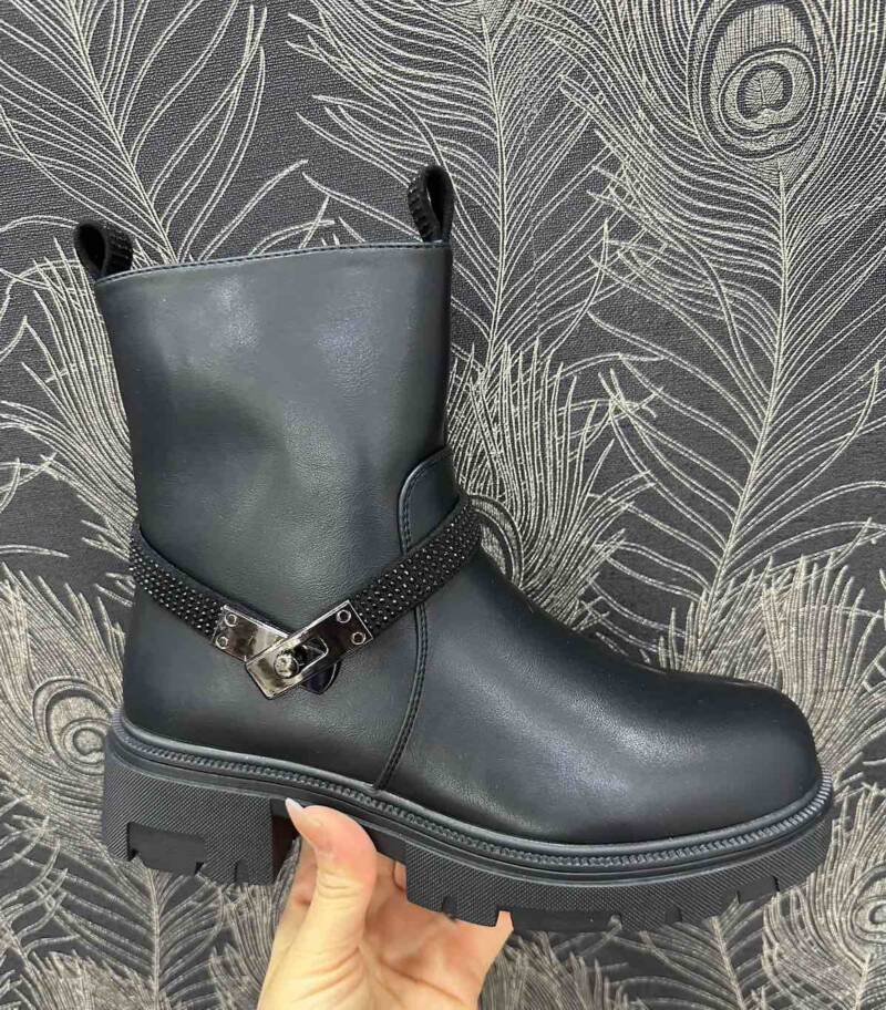Botki damskie Roz 36-41/ 12 par