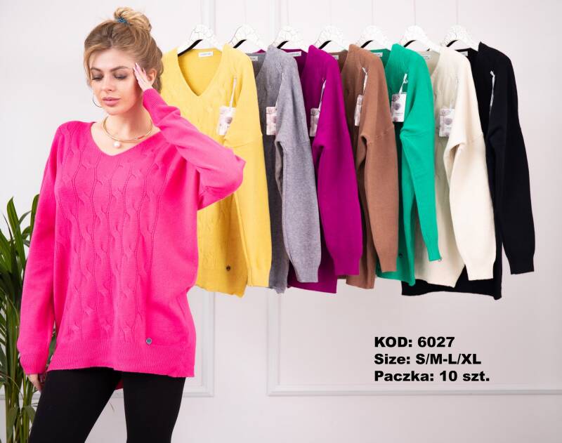 Swetry damskie Roz S/M-L/XL. Mix kolor. Paczka 10 szt