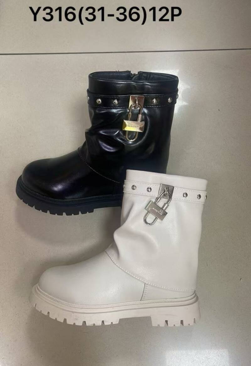 Kozaki damskie Roz 31-36/ 12 par