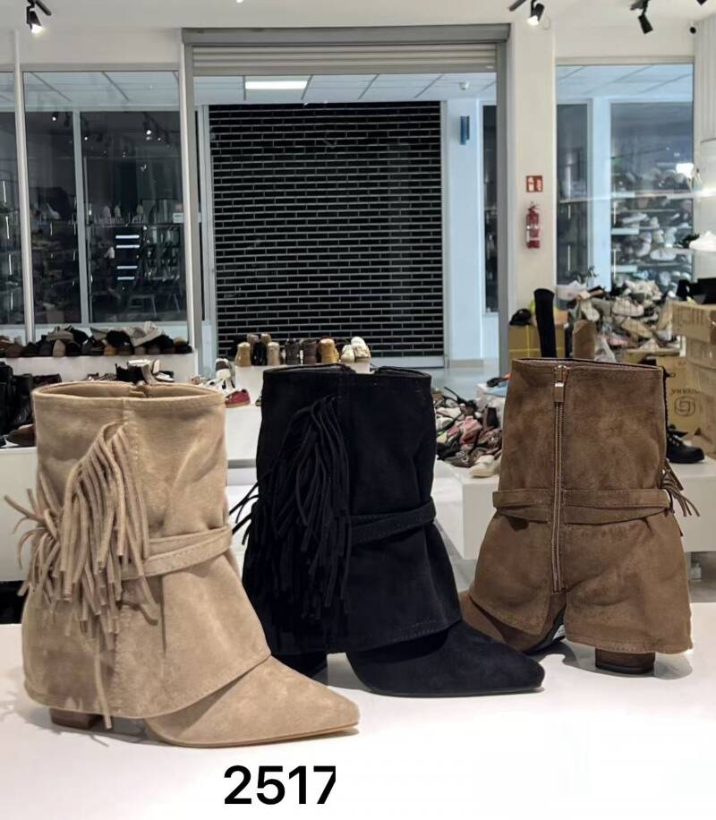 Kozaki damskie Roz 36-41/ 12 par