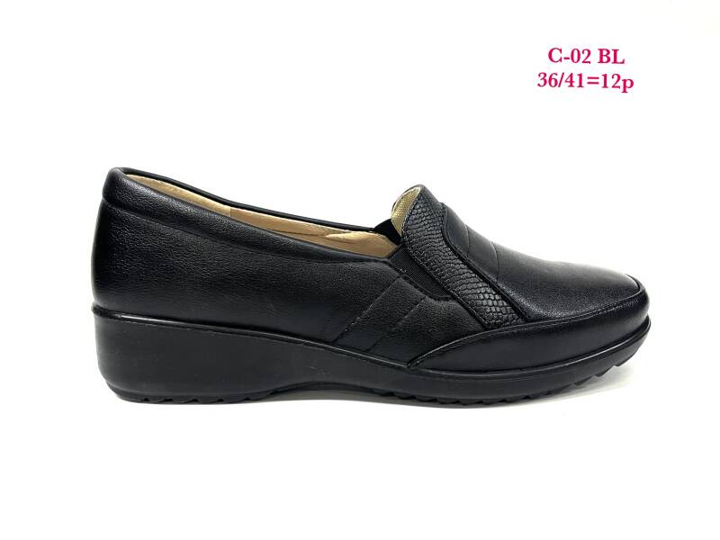 Półbuty damskie Roz 36-41/ 12 par