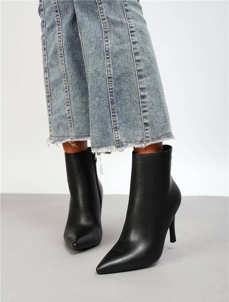 Botki damskie Roz 36-41/ 12 par