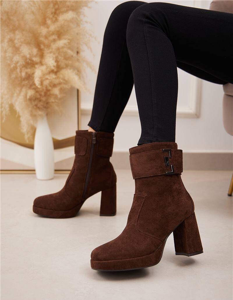 Botki damskie Roz 36-41/ 12 par