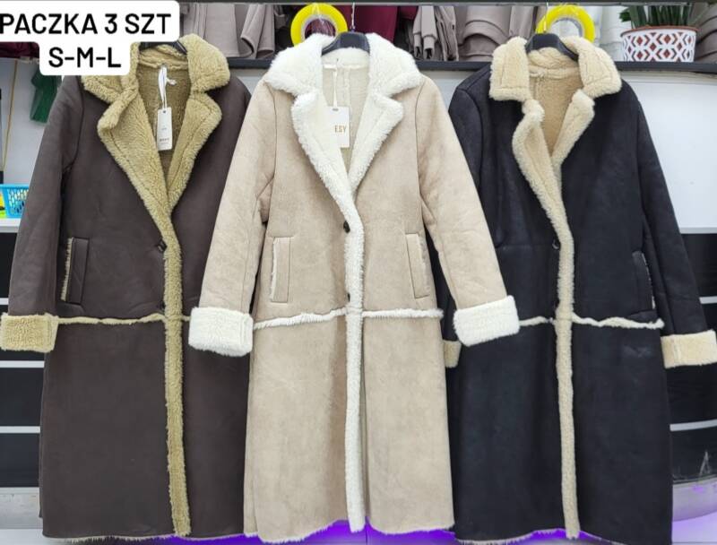 Płaszcze damskie (Włoskie produkt) Roz S-M-L, Mix Kolor Paczka 3 szt