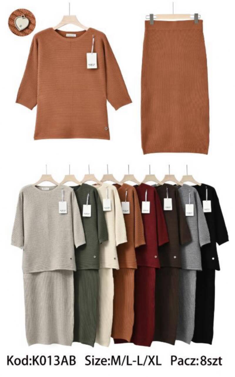Komplet damskie Roz S/M-M/L, Mix Kolor .Paczka 8 szt