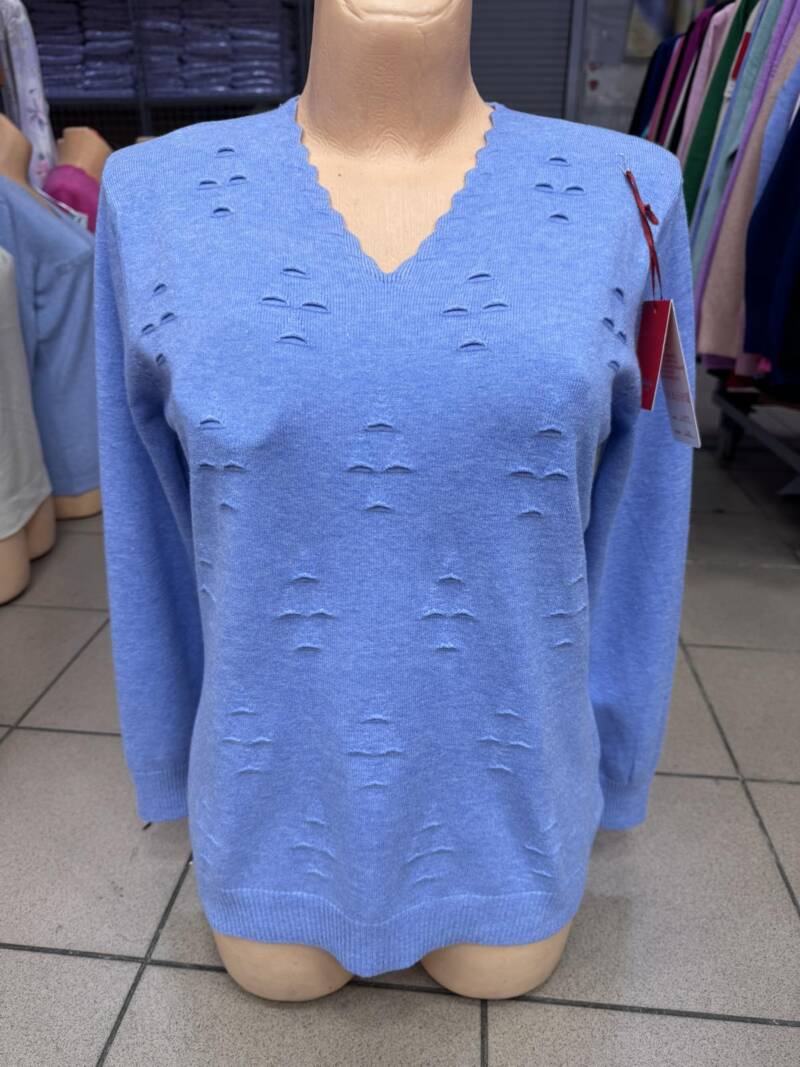 Swetry damskie Roz L-3XL. 1 kolor. Paczka 10 szt