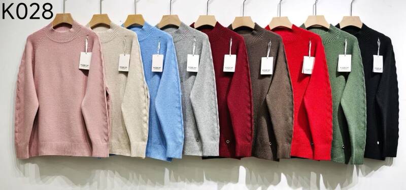 Swetry damskie Roz S/M-L/XL. Mix kolor. Paczka 10 szt