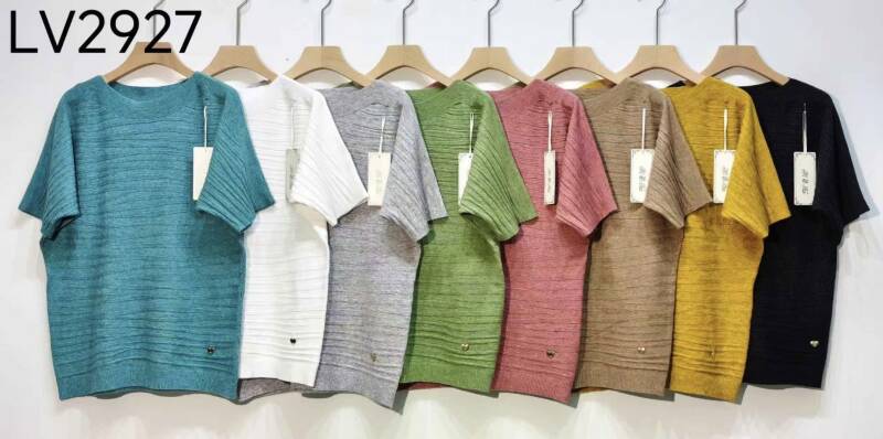 Swetry damskie Roz M/L-L/XL. Mix kolor. Paczka 8 szt